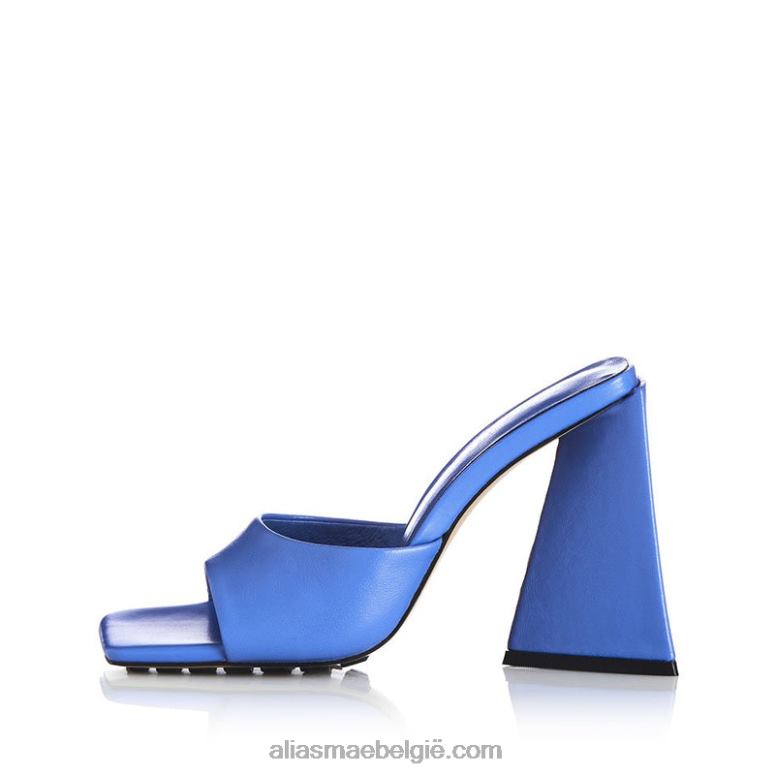 helder blauw leer Alias Mae rin 2T2T050