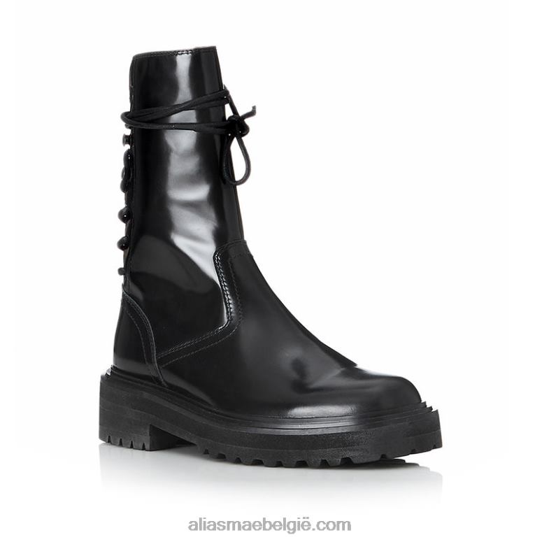 zwarte doos Alias Mae rory 2T2T0210